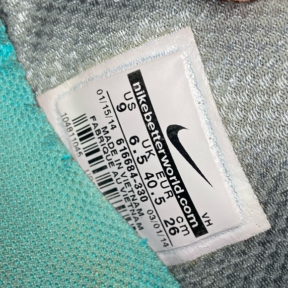 Nike Running Shoes - Picture 6 of 6